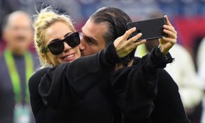 Lady Gaga y Christian Bale disfrutan de sus vacaciones en Costa Rica