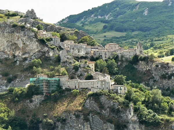 L’emigrazione abruzzese a fumetti: il premio internazionale CorvarAbruzzo