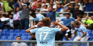 Colpo Lazio, Juve e Napoli agganciano l&#039;Inter in vetta