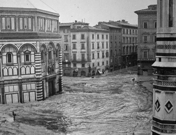 Il 50° anniversario dell’alluvione dell’Arno, A Firenze mostra dell’artista Caterina Margherita