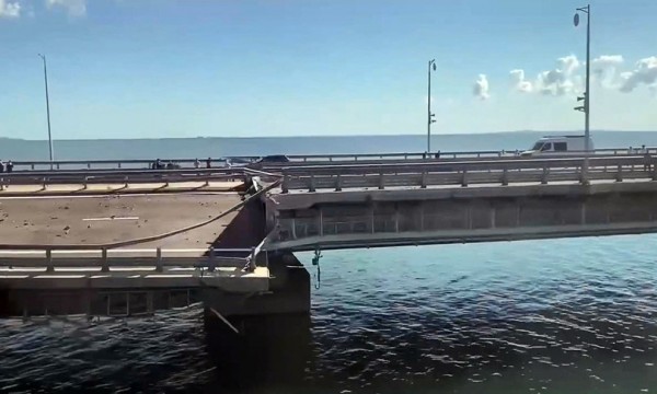 Il Ponte di Crimea crollato