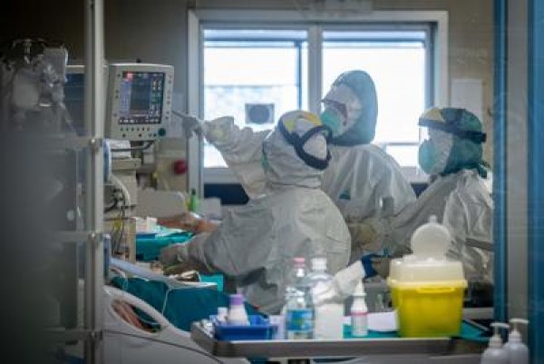 Coronavirus, altri 242 morti in Italia In totale 31610 vittime