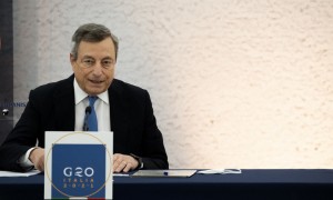 Draghi prende tempo su Forza nuova: &quot;Riflettiamo sullo scioglimento&quot;