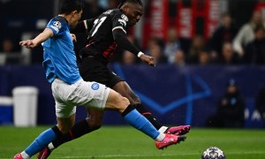 Milán-Nápoles 1-0, primera vuelta de la Champions League para los rossoneri