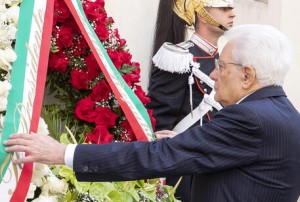 Aldo Moro, ucciso dalle Br 44 anni fa. Oggi la commemorazione a Via Caetani