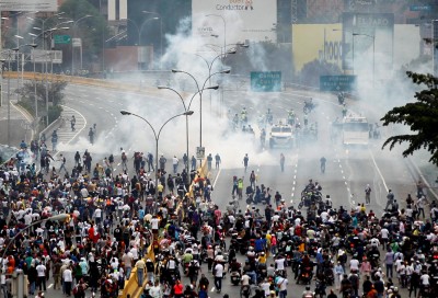 Países latinoamericanos condenan enérgicamente violencia desencadenada en Venezuela (COMUNICADO)