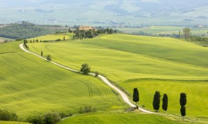 Un italiano su quattro è in viaggio a Pasqua, è boom di agriturismi