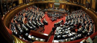 Perché i vitalizi dei parlamentari saranno aboliti, ma non prima del 15 settembre