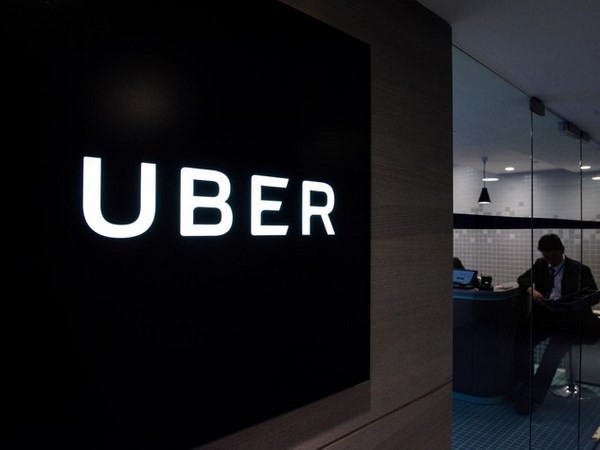 Uber lancia il servizio per passaggi in nave in Croazia