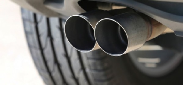Lega e M5S sono divisi sulla tassa sulle auto inquinanti