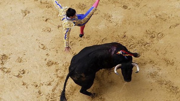 Bullfighting brought back to Bogota, awakening age-old arguments