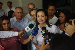 María Corina desde Carabobo: Pretenden banalizar el mal y convertir la agonía de los venezolanos en un circo