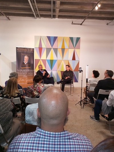 El Presidente de Avepane Julio Gonzalez presento junto a Ismael Cala en Miami su libro “Alcohol o Yo”