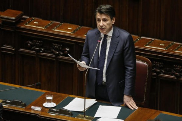 &quot;Es la hora de la responsabilidad&quot;, Conte. Es tiempo de actuar, la historia nos juzgará, premier a Cámara