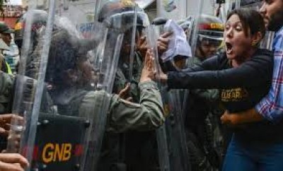 EE.UU. rechaza acusación &quot;infundada&quot; que promueve un golpe de Estado en Venezuela