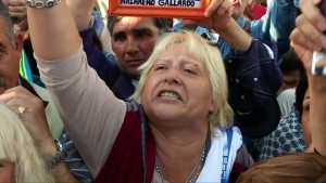 Argentina: thousands protest against crime and corruption