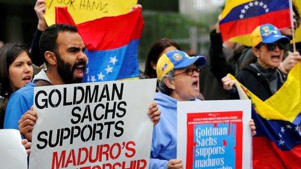 Venezuela: proteste a New York contro Goldman Sachs