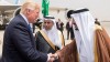 Trump al mondo arabo: &quot;Fate la vostra scelta contro l&#039;estremismo&quot;