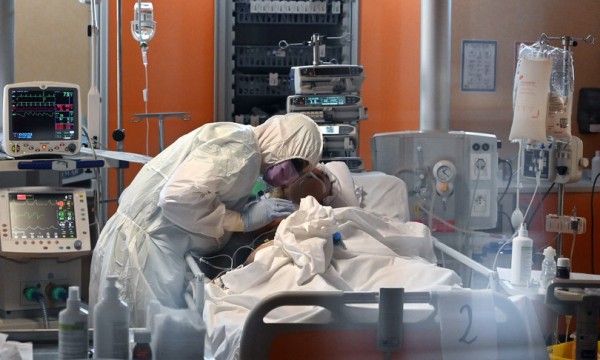Coronavirus in Italia, oltre 16mila nuovi casi e altri 136 morti