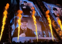 Vasco Rossi omaggia Pino Daniele a Napoli