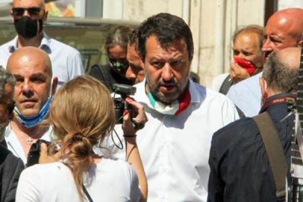 Open Arms, Salvini: &quot;Ho agito con Conte, era nel programma&quot;