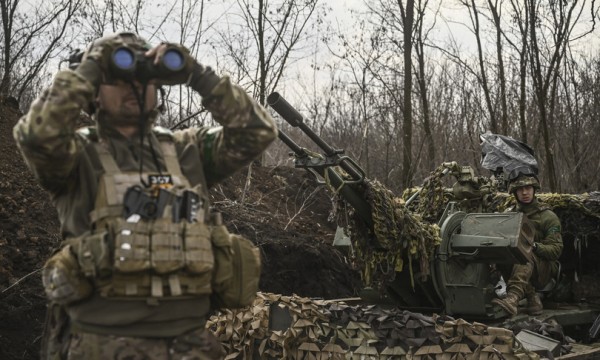 Soldati ucraini sul fronte di Bakhmut