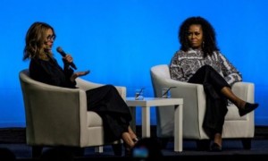 Michelle Obama y Julia Roberts animan juntas a líderes asiáticas del futuro