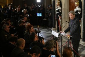 Alle ore 20 tutti a giurare al Quirinale ecco il governo Gentiloni: Alfano agli Esteri, Boschi sottosegretaria