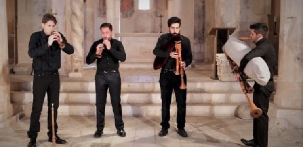 Esce a Natale “l’eco dei monti”, il primo cd del quartetto Petra