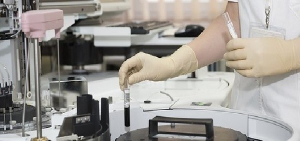 Così l&#039;intelligenza artificiale impara a scovare i tumori. In meno di due ore