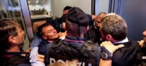 Ferimento Fassina, il Sap interviene “i poliziotti disarmati e senza scudo…resistenza a pubblico ufficiale?&quot;