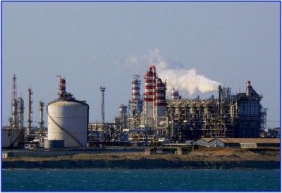 Brindisi – Il Forum Ambiente batte il pugno sui danni alla salute delle industrie inquinanti