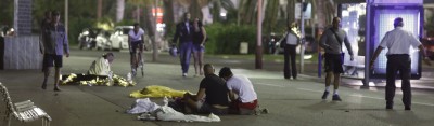 El ataque terrorista de un camión contra una multitud deja 73 muertos en Niza