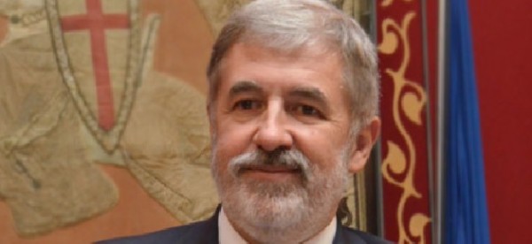 Un sindaco manager per rifare il ponte della disgrazia. Chi è Bucci