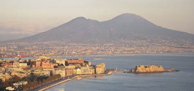 Nápoles las más grandes y encantadoras ciudades artísticas del Mediterráneo