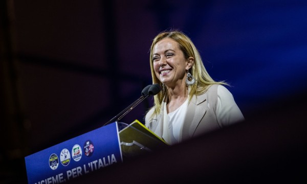 Giorgia Meloni ha vinto le elezioni. FdI è il primo partito, staccato il Pd. Tonfo della Lega