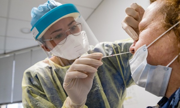Coronavirus in Italia  42.081 nuovi casi e 141 morti, positività su all&#039;11,3%: bollettino 20 febbraio