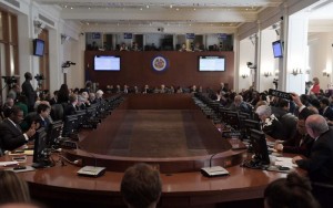 La OEA aprueba resolución que declara ilegítimo gobierno de Maduro