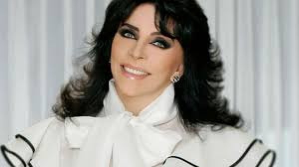 Verónica Castro, reina telenovelas anuncia retiro Dijo estar &quot;cansada de escarnios&quot;