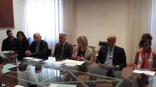 Ferrara - Ristoranti a spreco zero cercansi: via al progetto per portare a casa il cibo non consumato