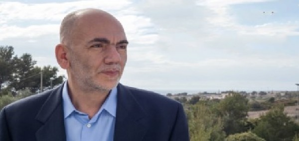 Taranto - Il Natale dell&#039;associazione Le Città che Vogliamo in via Fiume