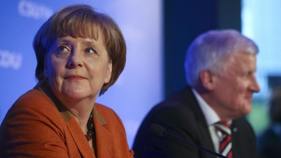 Angela Merkel (ri)candidata CDU-CSU alla Cancelleria