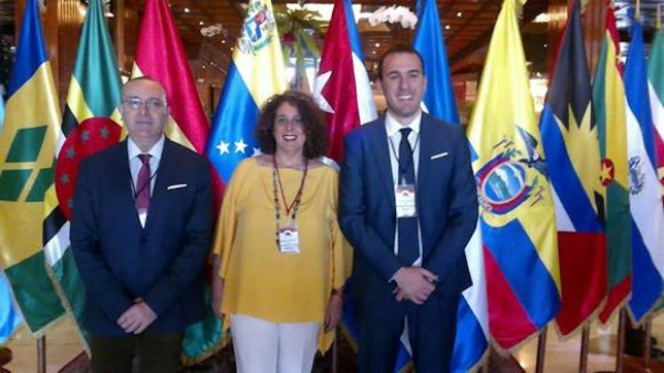 Caracas 5 marzo 2017 Delegazione M5S (Manlio Di Stefano, Ornella Bertorotta, Vito Petrocelli ) ospite del Governo Maduro 