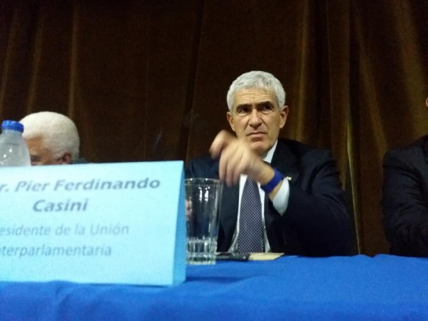 El senador italiano Pier Ferdinando Casini continúa visitando Venezuela con reuniones políticas y con los italianos de Venezuela: &quot;ustedes son verdaderos héroes&quot;
