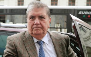 Perù: è morto l&#039;ex presidente Garcia Si era sparato durante un&#039;operazione per arrestarlo