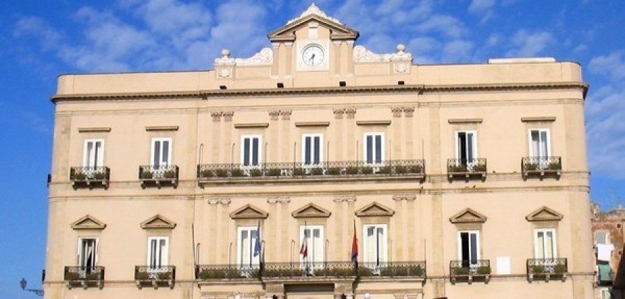 Taranto - Comune, Forza Italia «sonora bocciatura sulle scelte del Sindaco per la giunta»