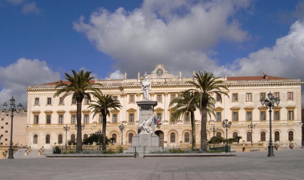 Sassari ha dado a luz a personalidades prominentes de la República Italiana.