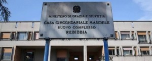 Tre detenuti evasi da Rebibbia, si sono calati con una corda