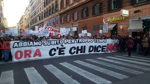 A Roma &#039;C&#039;è chi dice No&#039;, i movimenti in corteo