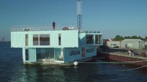 I container sull&#039;acqua diventano casa